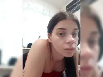 Bongacams Watch Live Sex Cams of ShellBixAngeLL