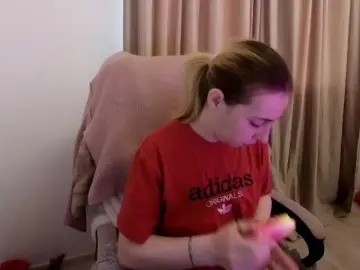 Bongacams Free Porn Cam of alissonone