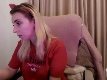 Bongacams Live Sex Cam of alissonone