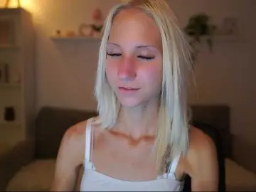 Bongacams Adult Video Chat of piperperri18