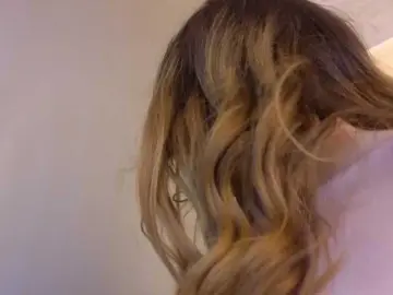 Bongacams Live Sex of Emma-Blonde