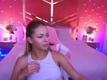 Bongacams Best live sex cam show of LoveeDove
