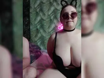 Bongacams Live Porn of Red-rooms