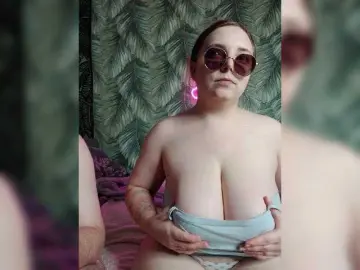 Bongacams Watch Live Sex Cams of Red-rooms