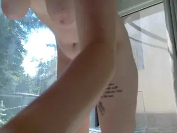 Bongacams Live Sex Cam of ScarletFlame