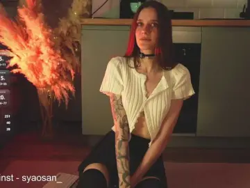 Bongacams Watch Live Sex Cams of Damkiky