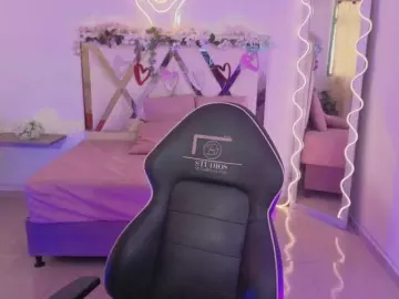 Bongacams Free Live Porn of ZURY-TAY