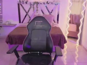 Bongacams Sex Chat of ZURY-TAY