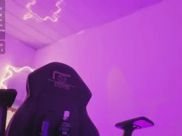 Bongacams Free Porn Cam of ZURY-TAY