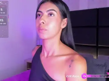 Bongacams Live Porn of MaiaWatson