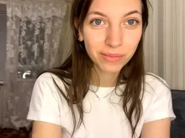 Bongacams Nude Webcam of CameliaHovermale