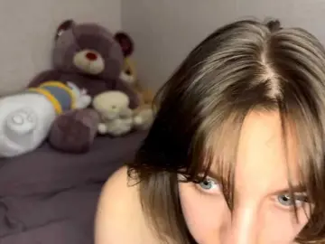 Bongacams Live Sex Cam of CameliaHovermale