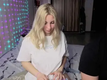 Bongacams Watch Live Sex Cams of Dima-Katya-love