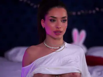 Bongacams Adult Webcams of LalaRoze