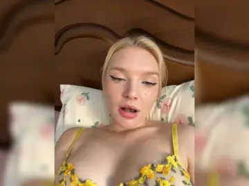 Bongacams Watch Live Sex Cams of AmmyAlexInPublic