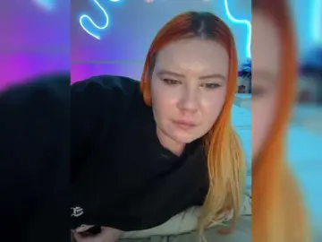 Bongacams Watch Live Sex Cams of LunaLu13