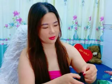 Bongacams Nude Webcam of Queendy