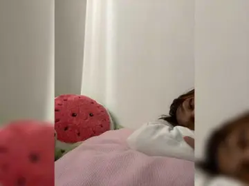 Bongacams Watch Live Sex Cams of Rosmar7-