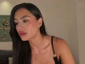 Bongacams Live Porn of JadeEvans