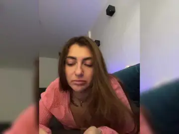 Bongacams Watch Live Sex Cams of WILDGIRL