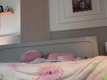 Bongacams Live Sex Cam of lizzyMeoww