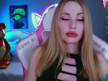 Bongacams Watch Live Sex Cams of MySweetAlice