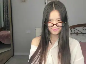 Bongacams Adult Video Chat of amiya-cute