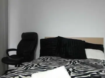 Bongacams Watch Live Sex Cams of ArtLove13