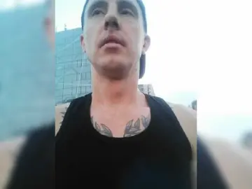 Bongacams Free Porn Cam of MarkKiraHmel