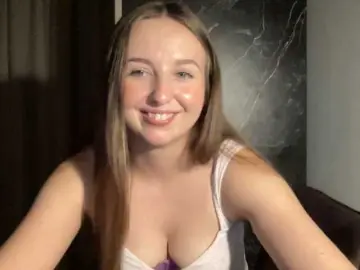 Bongacams Free Porn Cam of CharlotteNatural