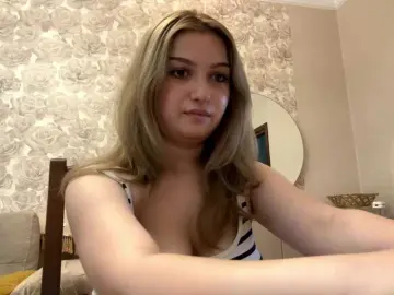 Bongacams Free Porn Cam of CloudyFoxy