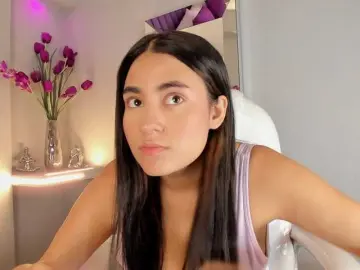 Bongacams Sex Cam of EmilyVil