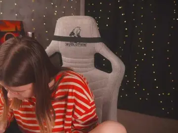 Bongacams Watch Live Sex Cams of cutesoneckaaa