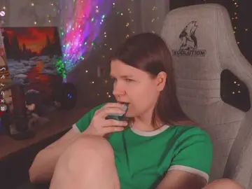 Bongacams Live Sex Cam of cutesoneckaaa