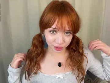 Bongacams Live Porn of LolaXBambi