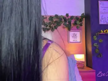 Bongacams Adult Webcam of ZoeMontiel