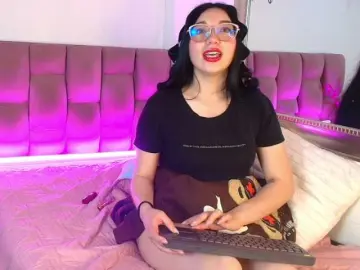 Bongacams Free Porn Cam of WhiteHott