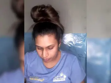 Bongacams Free Live Porn of SexyCherri