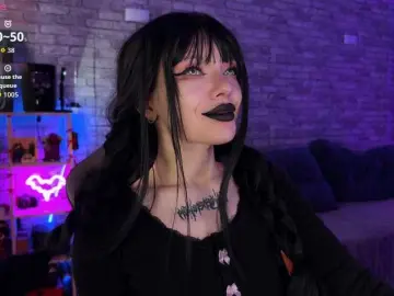 Bongacams Live Sex Cam of ChilllOut