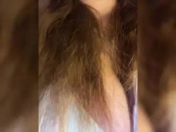 Bongacams Free Porn Cam of little-devil