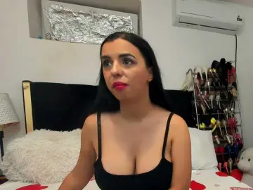 Bongacams Watch Live Sex Cams of JuliaHayes90