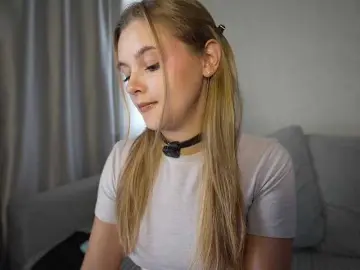 Bongacams Nude Webcam of Tenderpassion