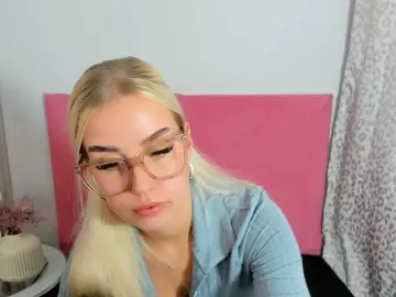 Bongacams Free Live Porn of KristyQueen