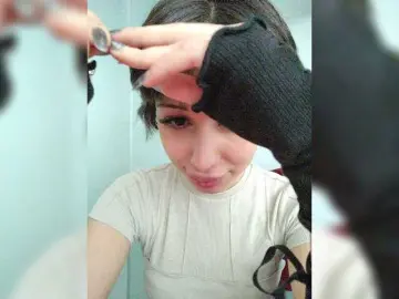 Bongacams Watch Live Sex Cams of Tinablackkk