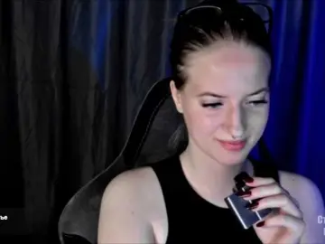 Bongacams Free Porn Cam of HeyAlise