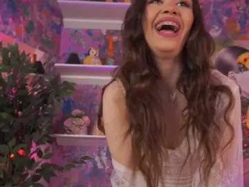 Bongacams Sex Cam of MistyReeds