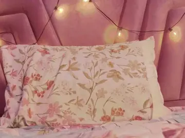 Bongacams Sex Cam of naughtyyindiann