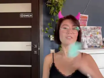 Bongacams Free Live Porn of Mikiora