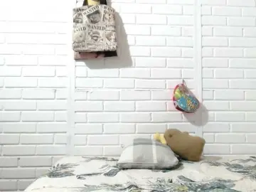 Bongacams Free Porn Cam of crystalstonee1