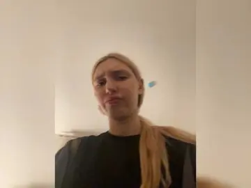 Bongacams Best Webcam of LinaTwins